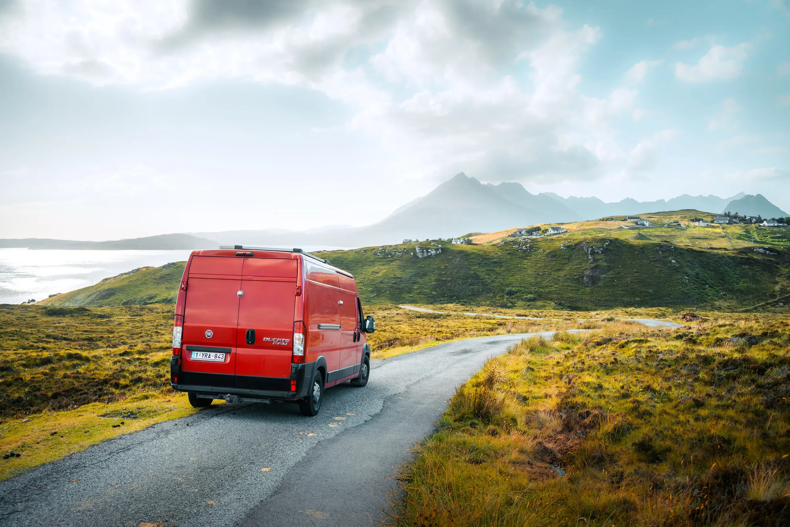 Vanlife Scotland écosse montagne camping fourgon aménagé